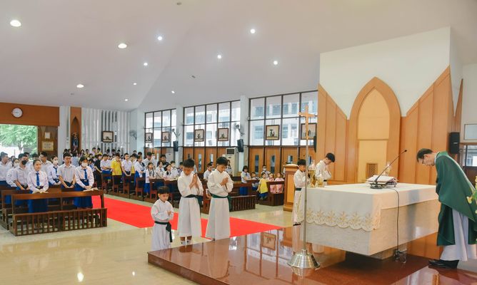 โรงเรียนปรีชานุศาสน์